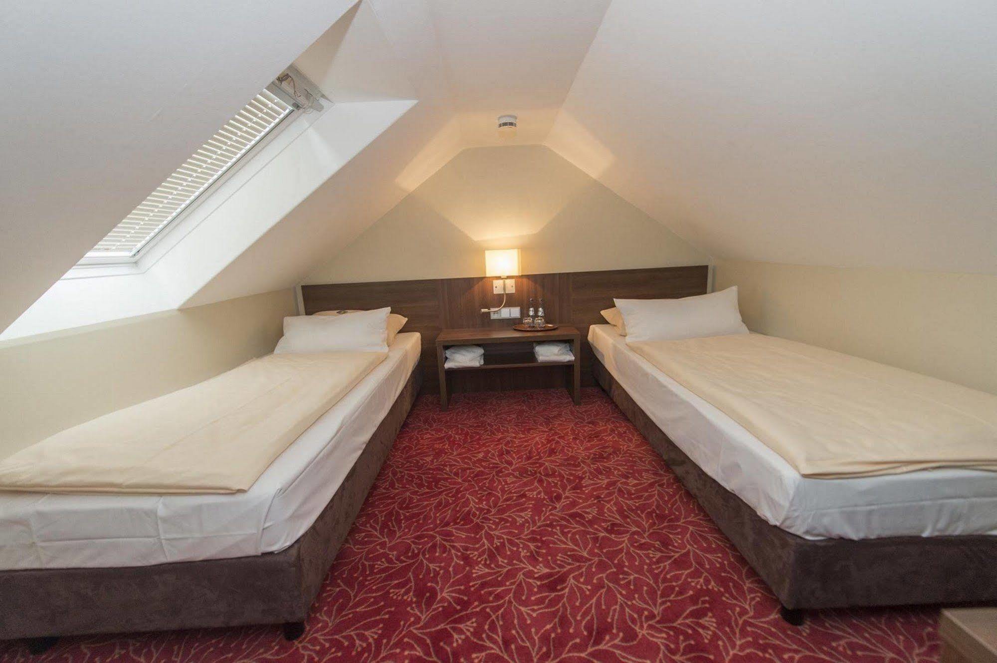 Landgut Stemmen Hotel Luaran gambar